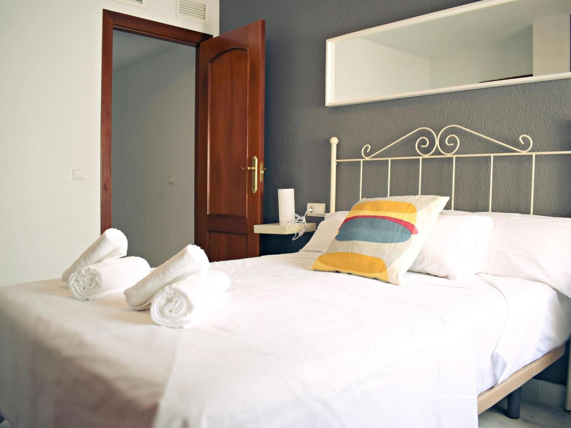 Fabuloso Apartamento Junto Al Soho Con Parking Privado Málaga Buitenkant foto